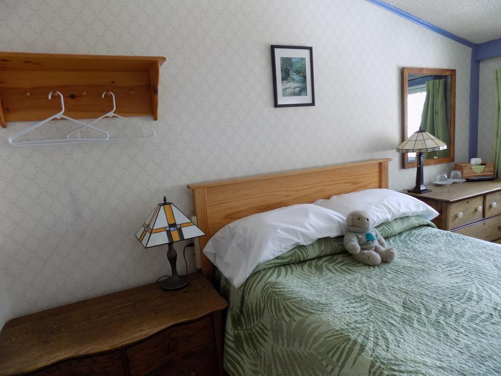Wilderness Inn Bed And Breakfast นอร์ธวูดสต็อก ภายนอก รูปภาพ