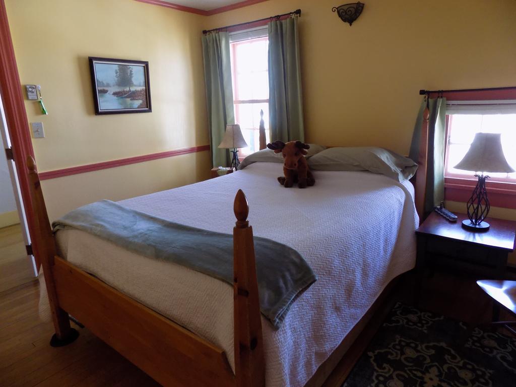 Wilderness Inn Bed And Breakfast นอร์ธวูดสต็อก ภายนอก รูปภาพ