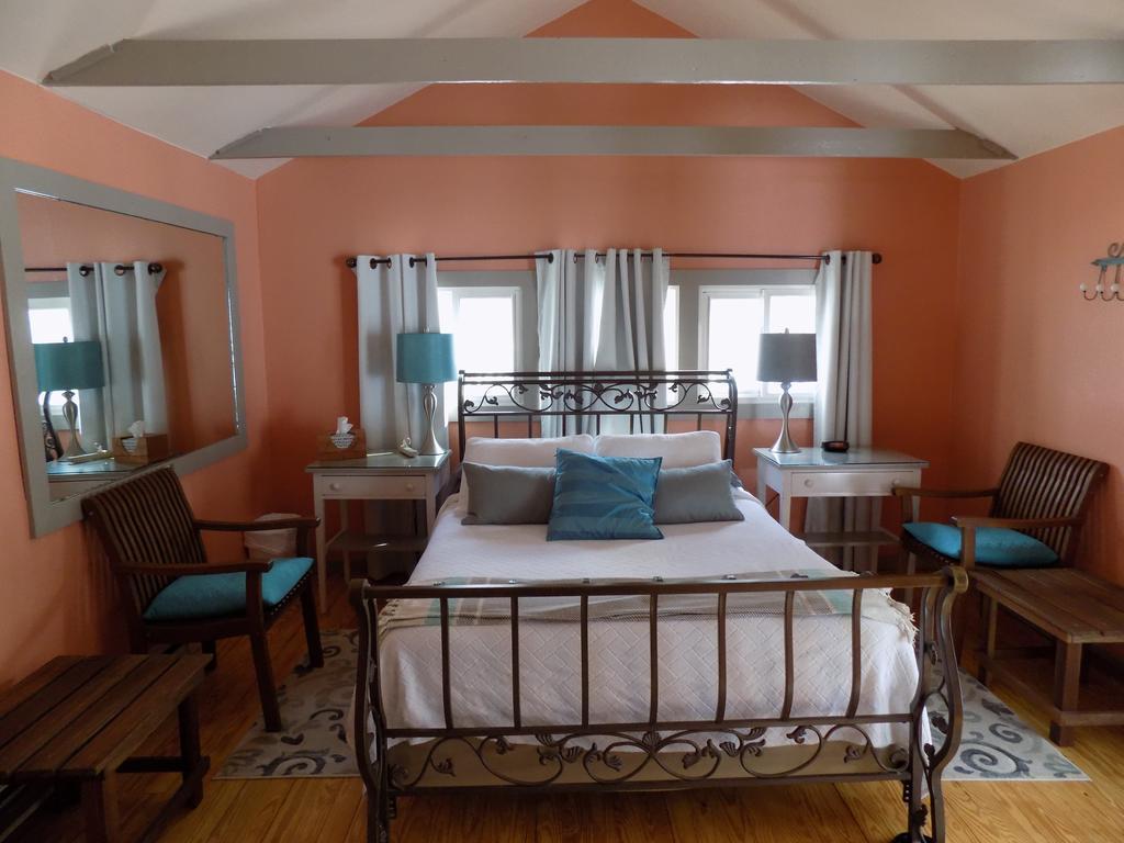Wilderness Inn Bed And Breakfast นอร์ธวูดสต็อก ภายนอก รูปภาพ